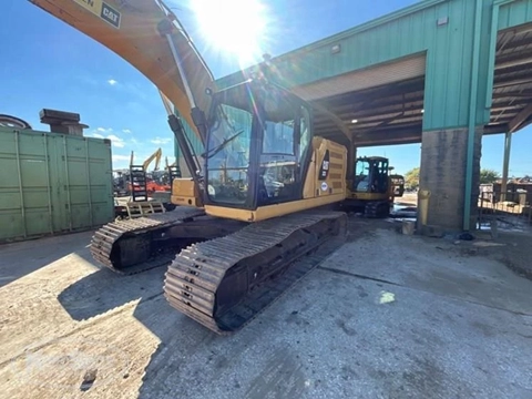 Used Caterpillar Excavator